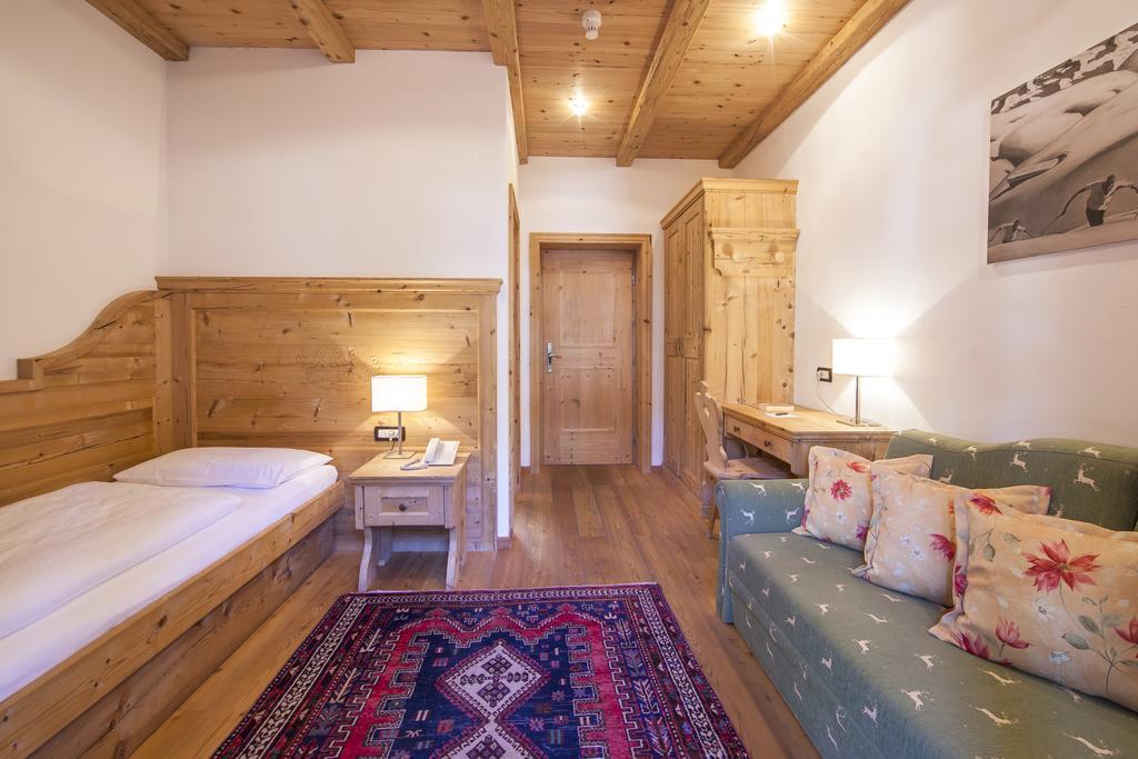 Hotel Corona Krone Selva di Val Gardena Exterior foto